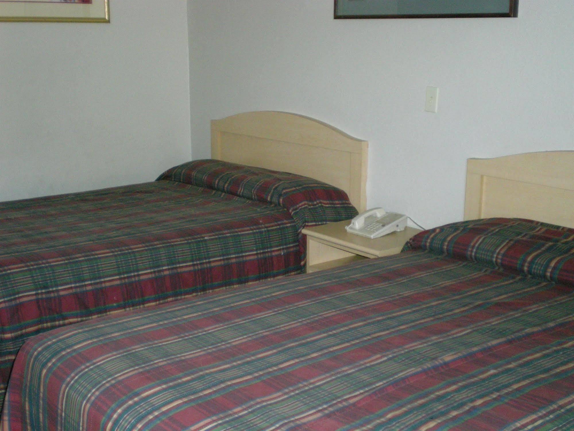 Crown Lodge Motel Оакланд Номер фото