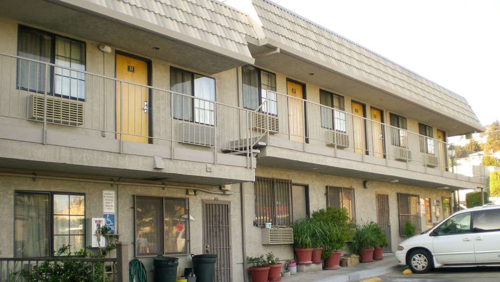 Crown Lodge Motel Оакланд Экстерьер фото